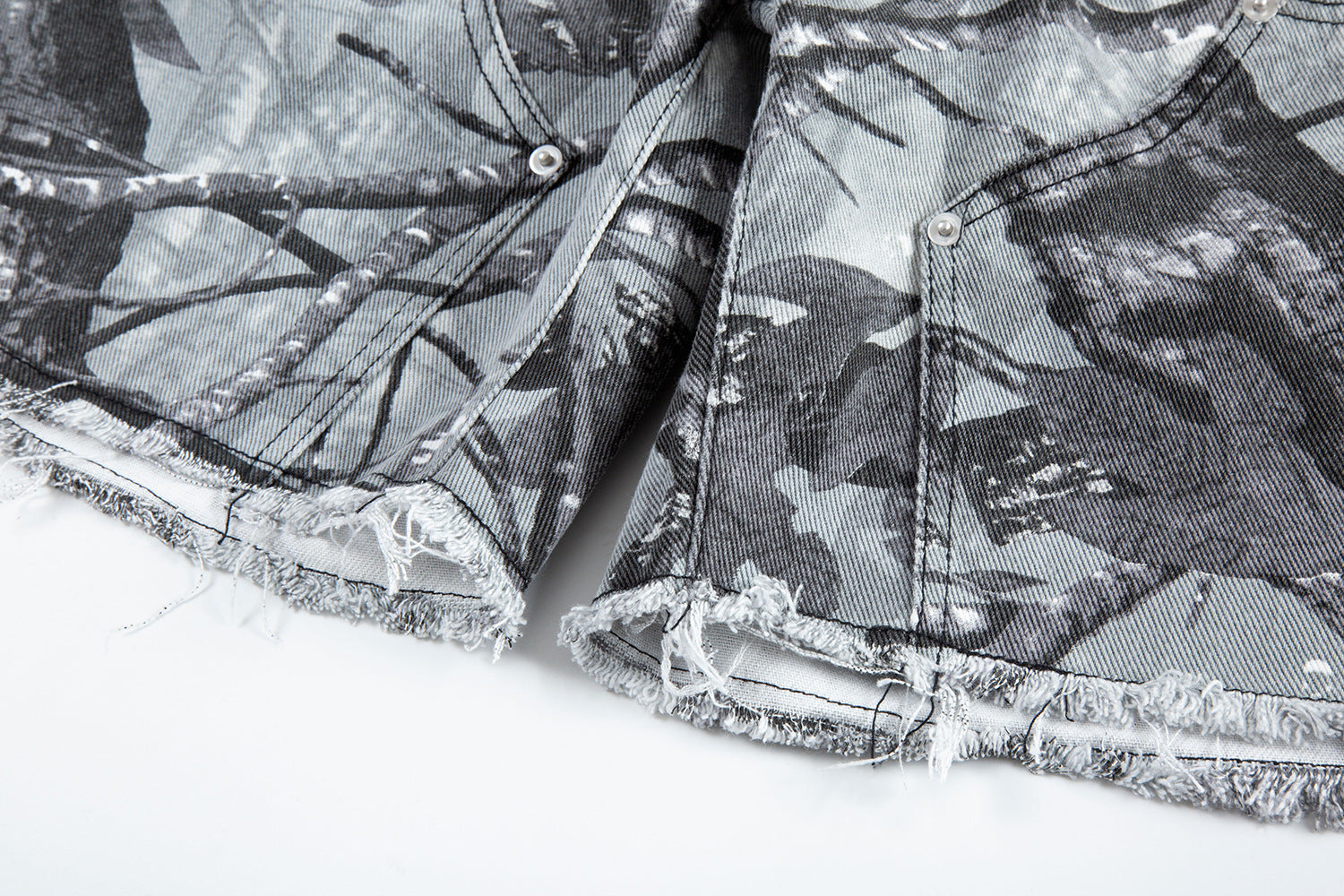 RUGGED - DENIM SHORTS