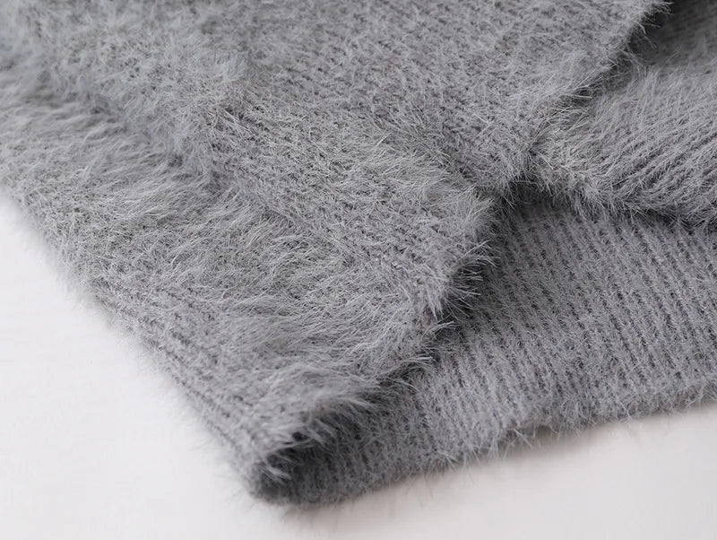 EON - KNIT SWEATER