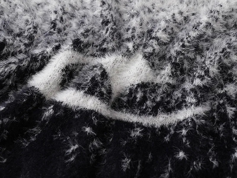EON - KNIT SWEATER